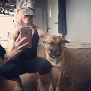 Meet your Posher, Eva